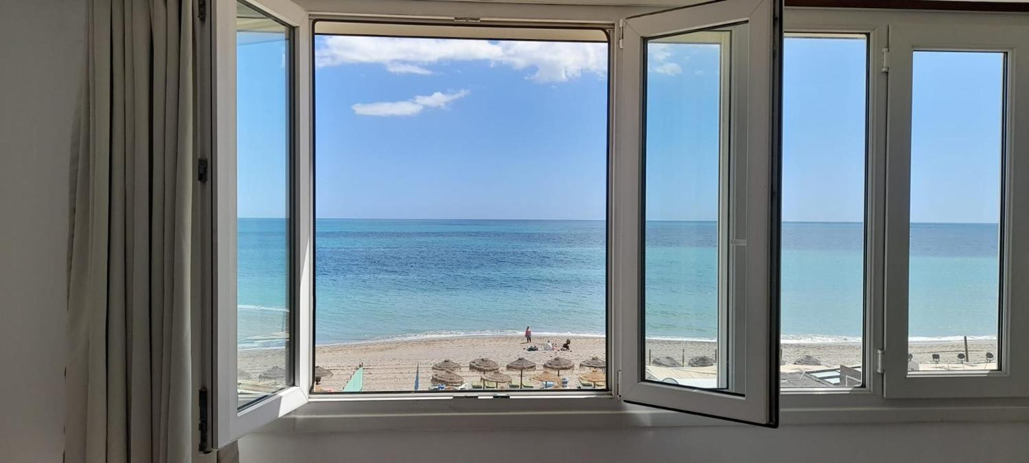 Carihuela Beach Apartamentos Torremolinos Eksteriør billede