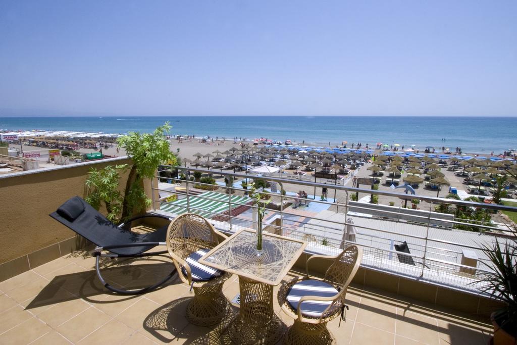 Carihuela Beach Apartamentos Torremolinos Eksteriør billede