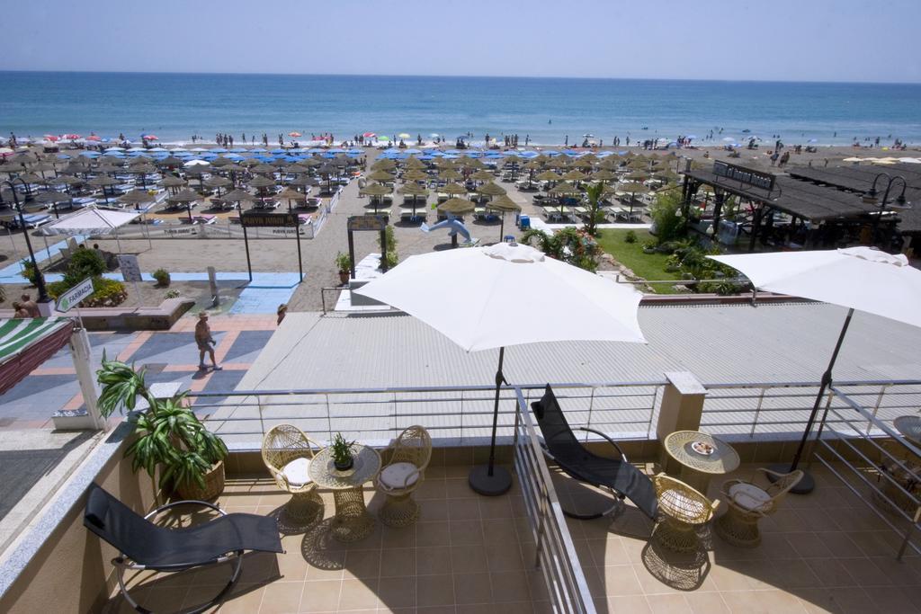 Carihuela Beach Apartamentos Torremolinos Eksteriør billede