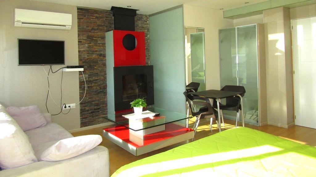 Carihuela Beach Apartamentos Torremolinos Eksteriør billede