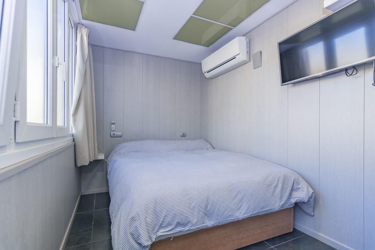 Carihuela Beach Apartamentos Torremolinos Eksteriør billede