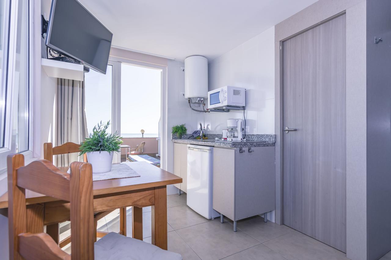 Carihuela Beach Apartamentos Torremolinos Eksteriør billede